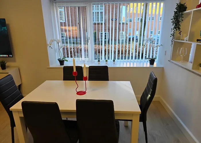 4 Vaerelses I * וייל